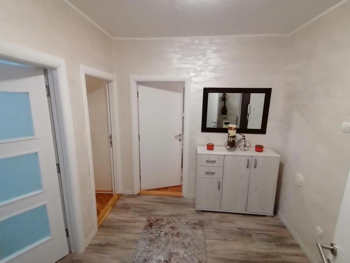 Appartement Vemiur à Čačak Extérieur photo