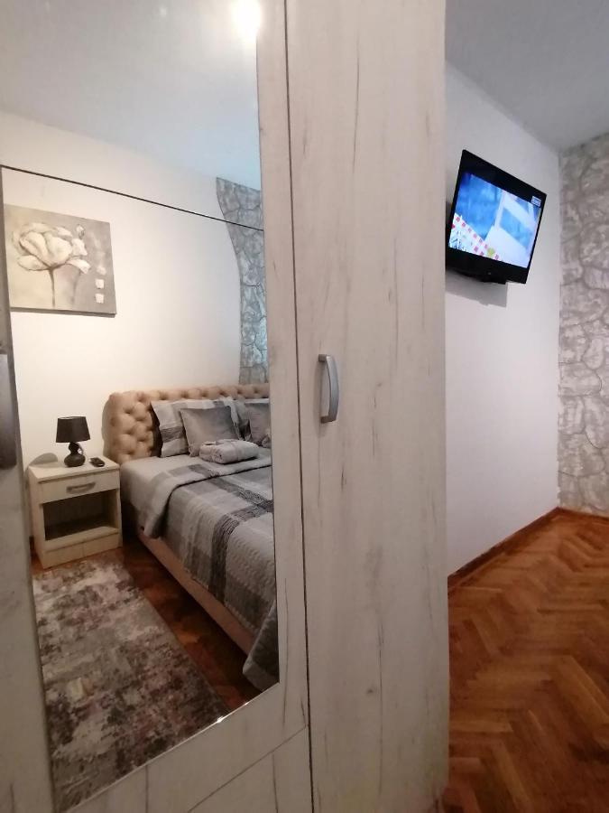 Appartement Vemiur à Čačak Extérieur photo