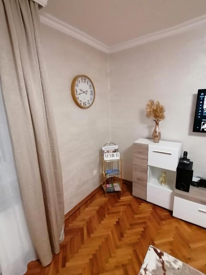 Appartement Vemiur à Čačak Extérieur photo