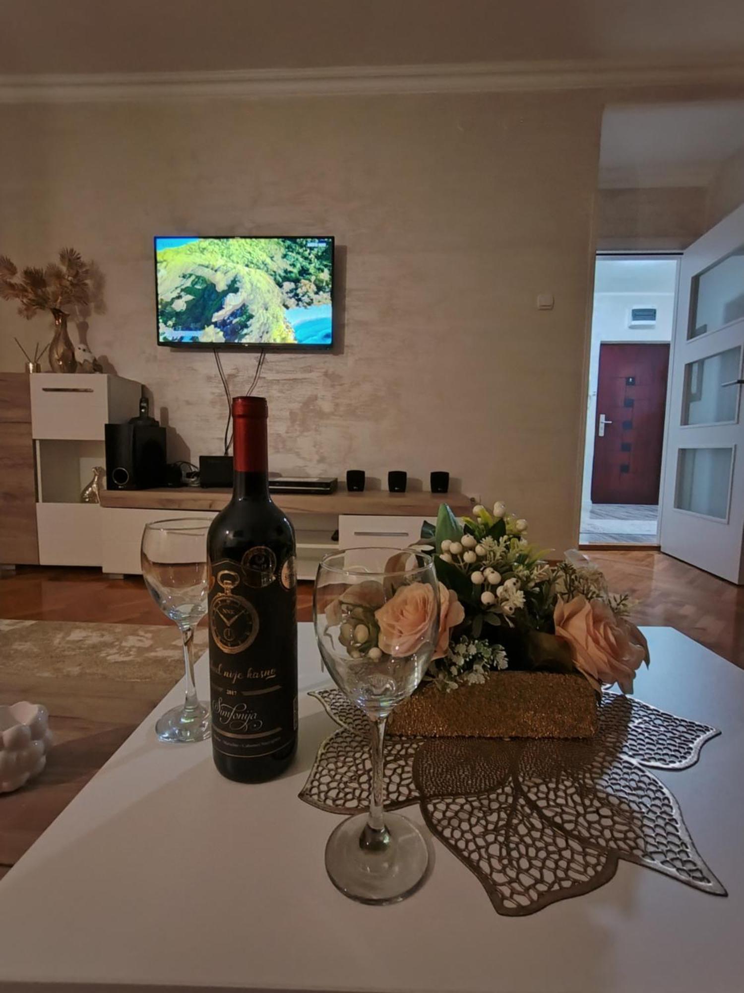 Appartement Vemiur à Čačak Extérieur photo